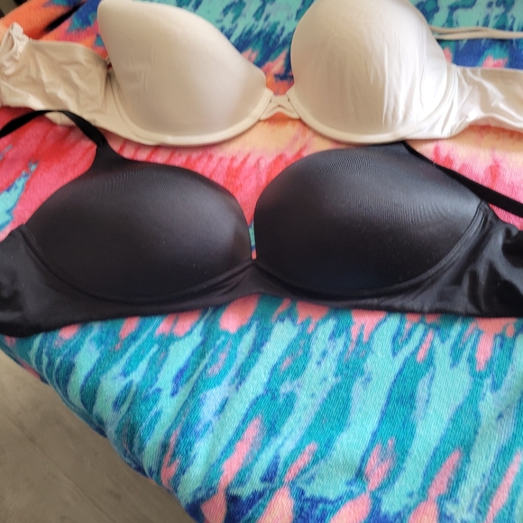 VS bundle 36D - Picture 1 of 4